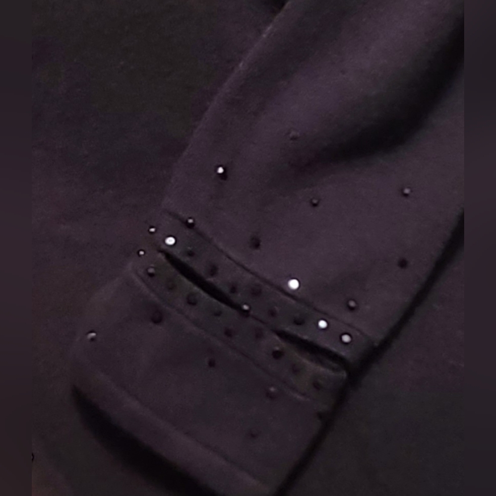 Yuka size T2 (M) black dress - Picture 2 of 7